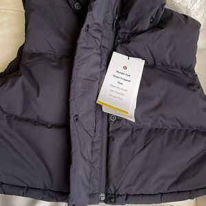 LULULEMON WUNDER Puff SUPER CROPPED vest BLACK perfect cute nwt PRICE IS FIRM